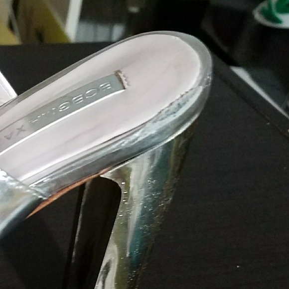 BCBGMaxAzria Satin & Patent Metallic Ankle Strap  Chunky Heel Sandals NWOT - Picture 7 of 8